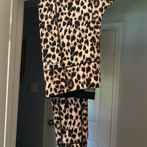 VS 7/8 Leopard Legging - Size 16